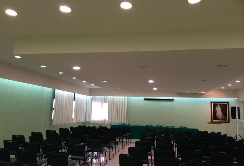 ホテル Villa Esmeralda