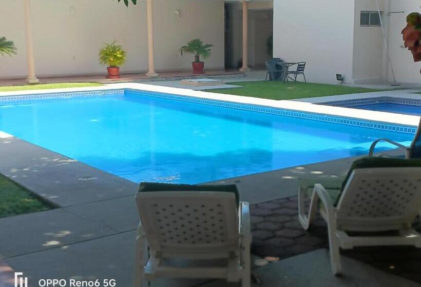 ホテル Villa Esmeralda