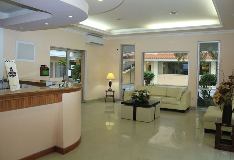 ホテル Villa Esmeralda