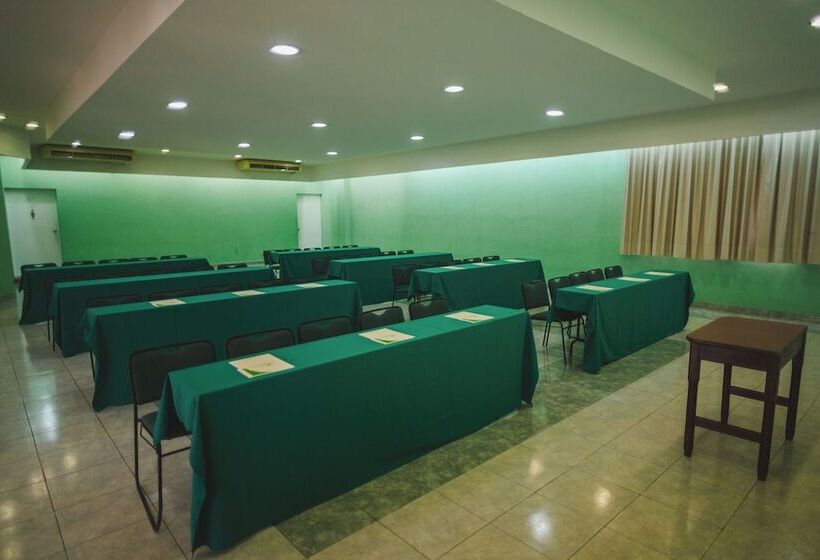 ホテル Villa Esmeralda