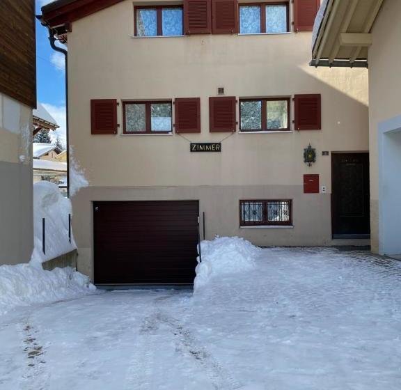 Privatzimmer / Bed & Breakfast