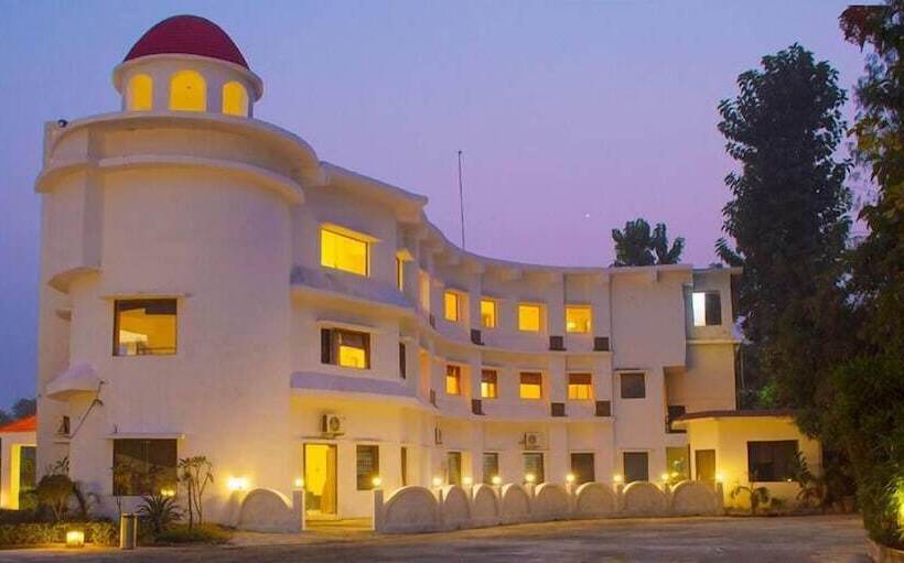 אתר נופש Aranya The Kanan