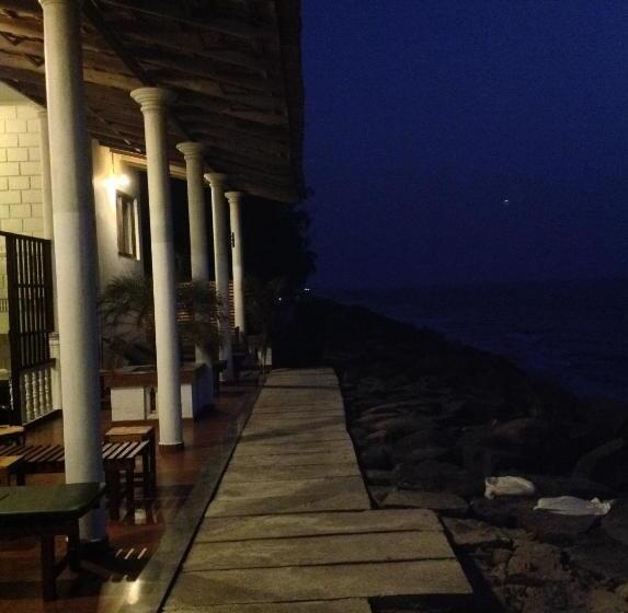 Курорт Cherai Onetree Retreat