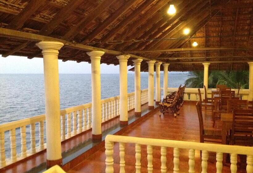 Курорт Cherai Onetree Retreat