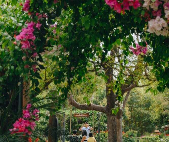 منتجع Karma Chalets