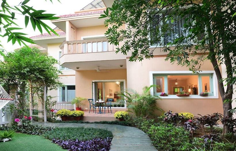 منتجع Karma Chalets