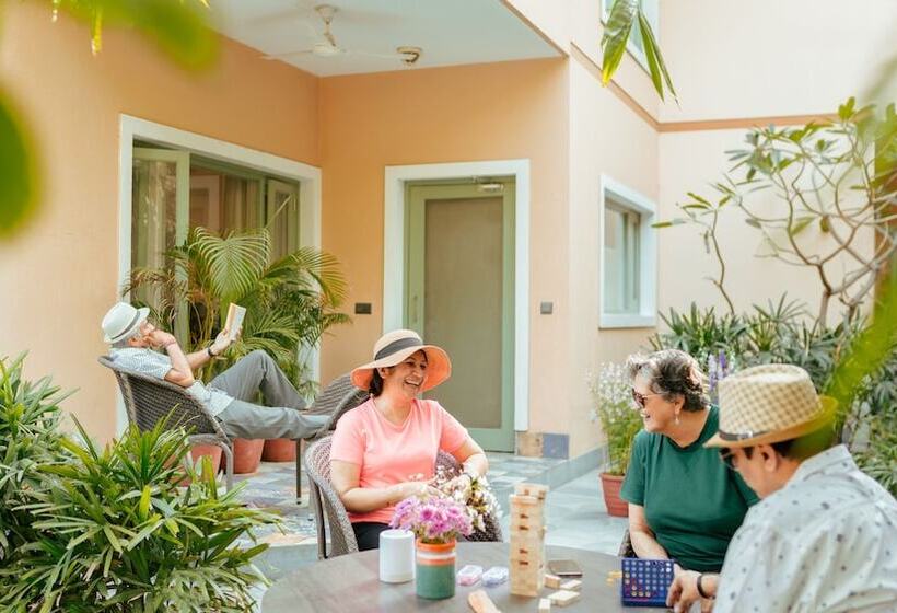 منتجع Karma Chalets