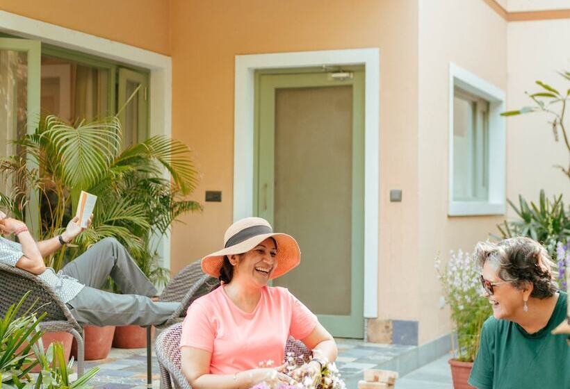 منتجع Karma Chalets