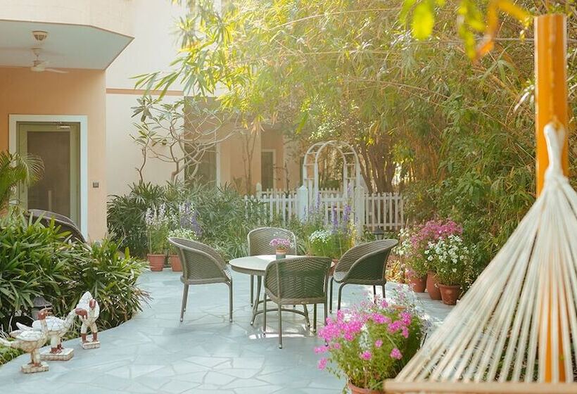 منتجع Karma Chalets