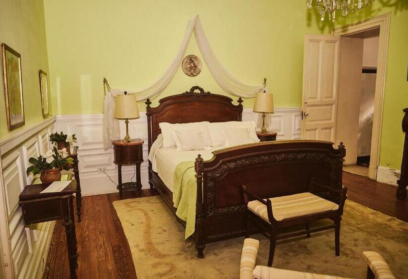 استراحتگاه Palacio Santa Candida