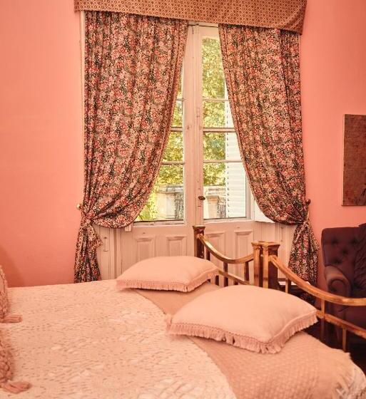 استراحتگاه Palacio Santa Candida