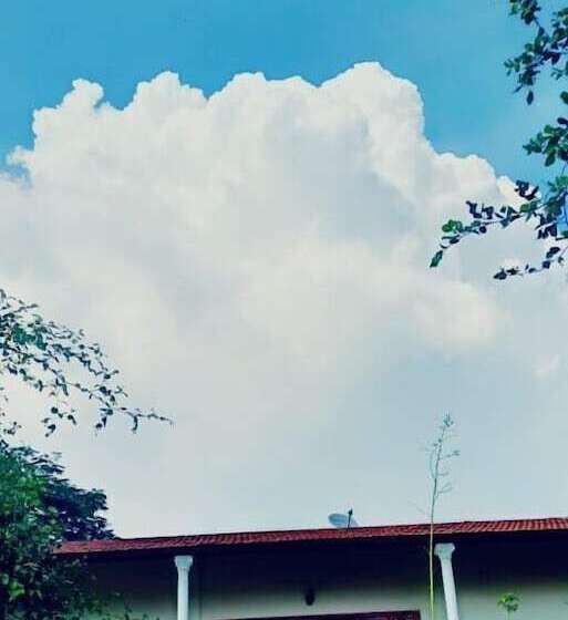 リゾートホテル Safari Land Villa Masinagudi   Hostel