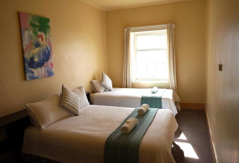 فندق Royal  Cooma