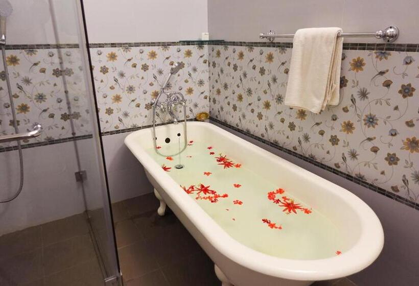 West Downs The Heritage Resort