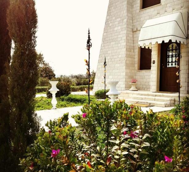 ベッドアンドブレックファースト Albadido