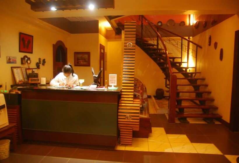 تختخواب و صبحانه Centro Mactan Suites