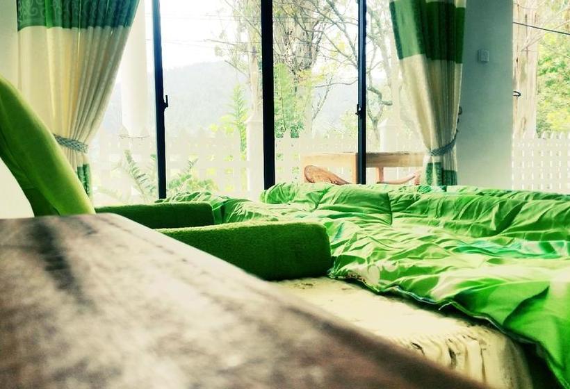 Bed and Breakfast Ella Slon White Elephant