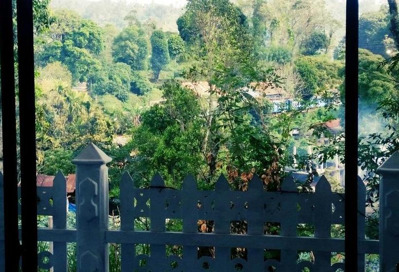 Bed and Breakfast Ella Slon White Elephant