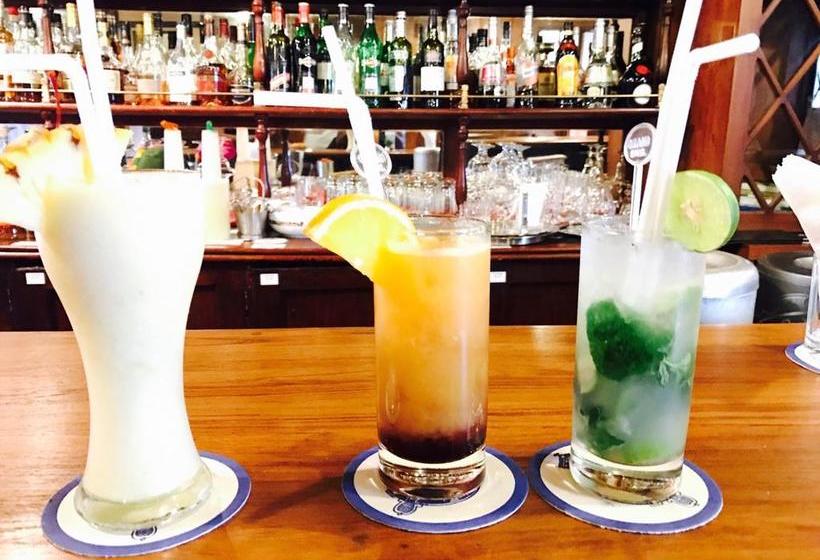 Bed and Breakfast Ella Slon White Elephant