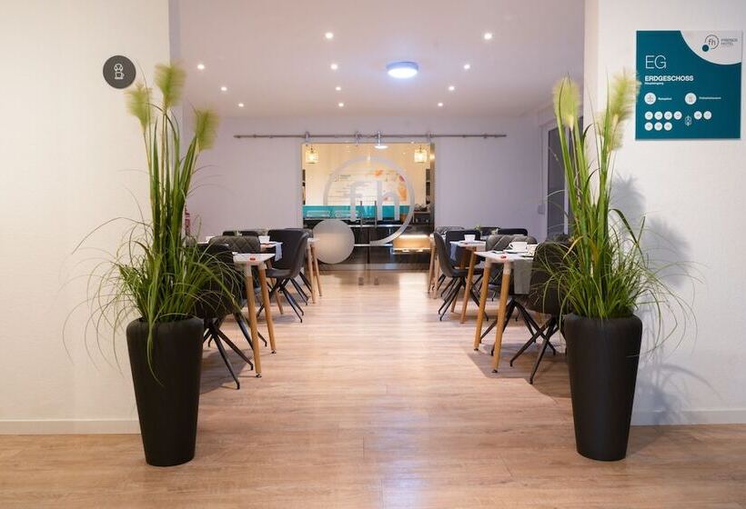 مبيت وإفطار Friends Hotel Bad Salzuflen