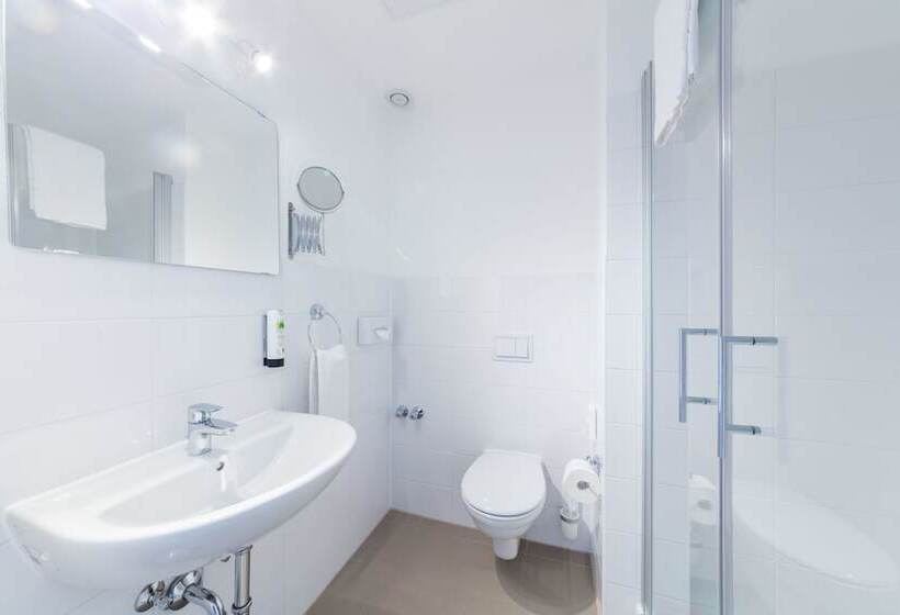 مبيت وإفطار Friends Hotel Bad Salzuflen