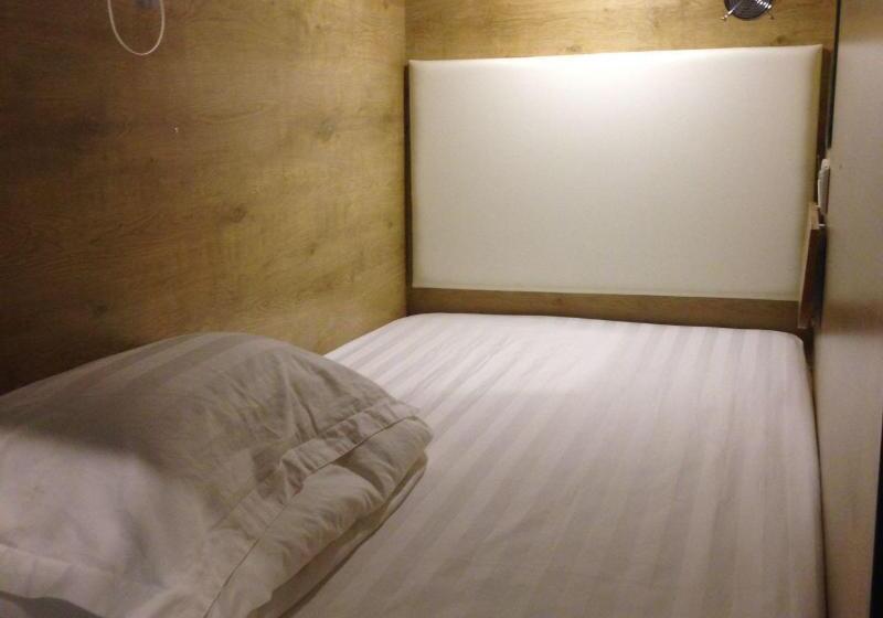 Cube Bed Station   Hostel