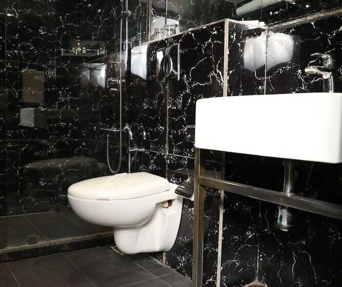 Отель 5 Flowers Ananta Elite, Kota