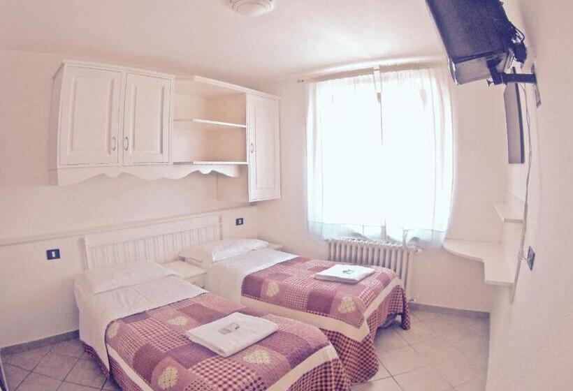 ホテル Albergo Bel Soggiorno