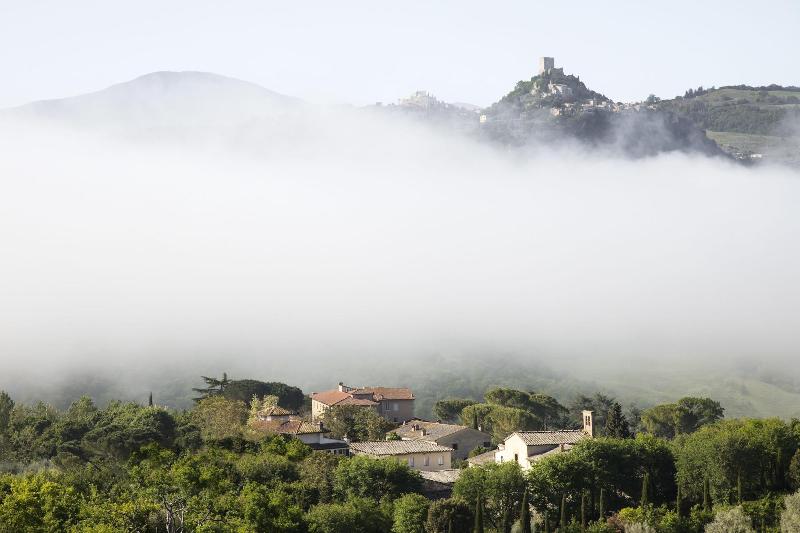 בית מלון כפרי Albergo Posta Marcucci