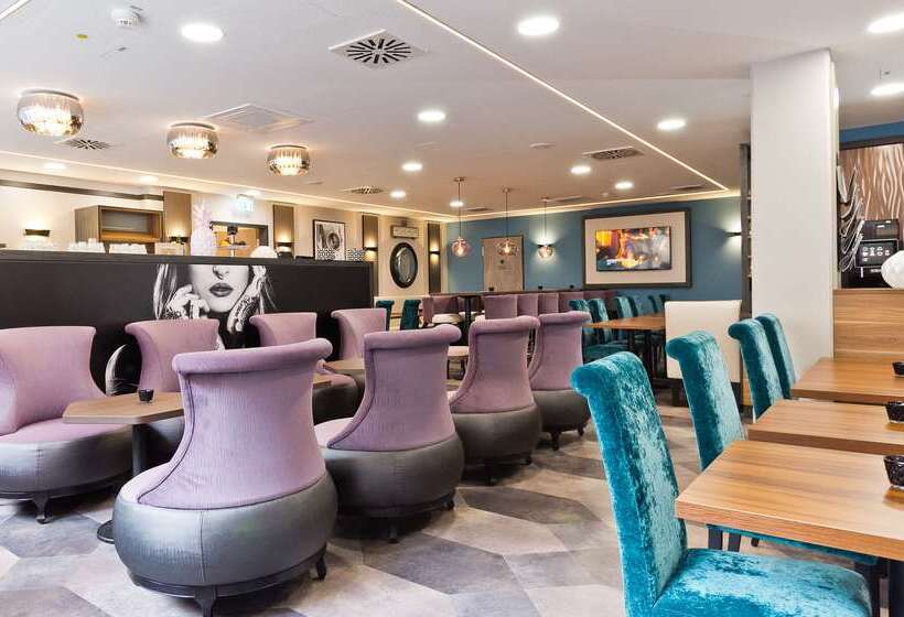 Elaya Hotel Munich City