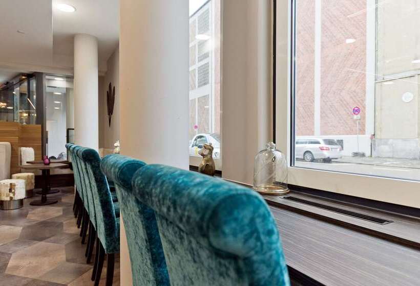 Elaya Hotel Munich City