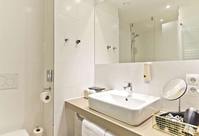 Elaya Hotel Munich City