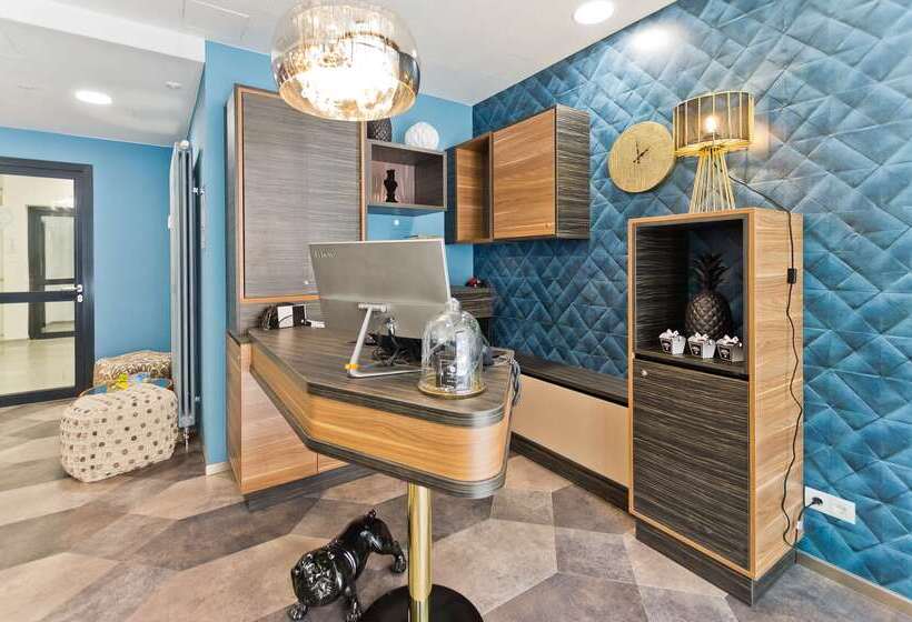 Elaya Hotel Munich City