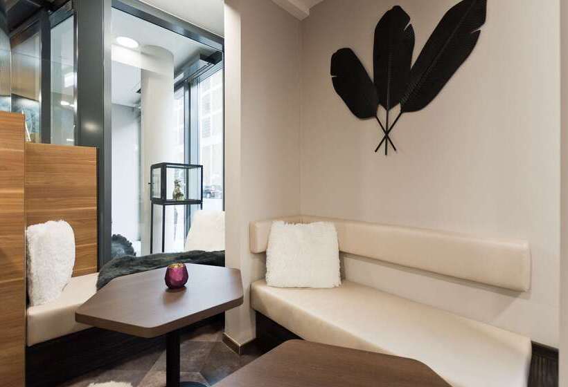 Elaya Hotel Munich City