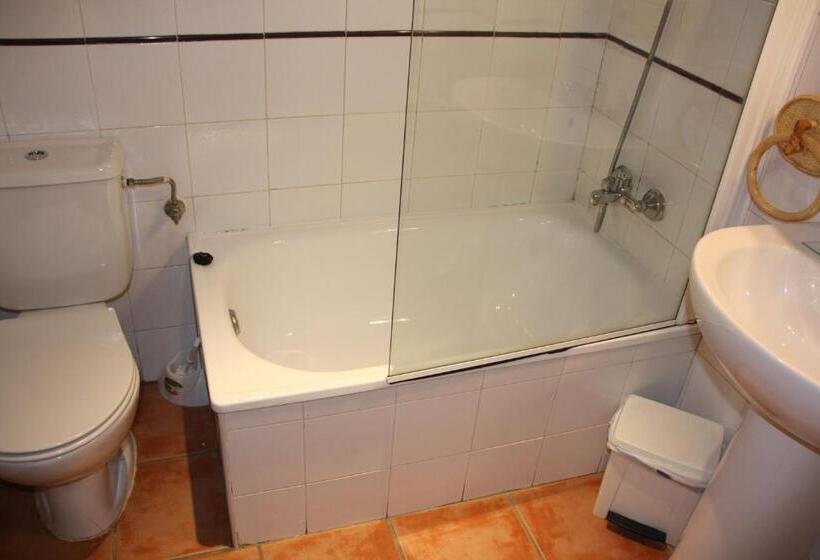 Отель Bardal De Huerta