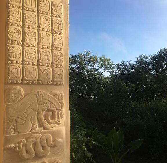 هتل Casa Maya Calakmul