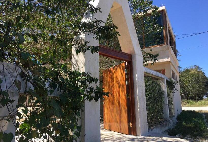 هتل Casa Maya Calakmul