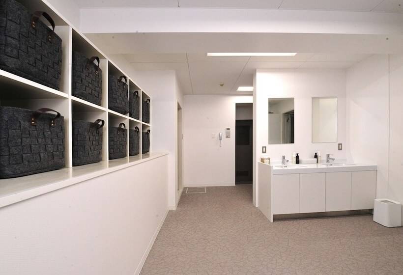 Отель Coco Stay Nishikawaguchiekimae