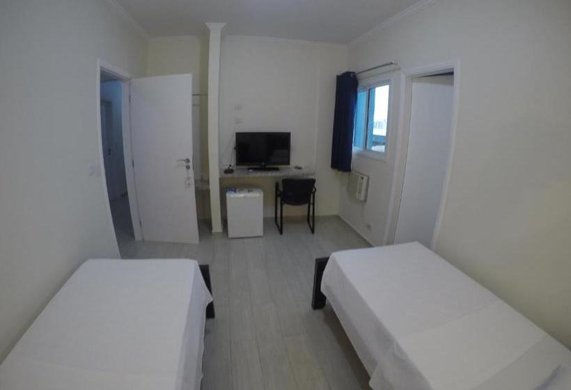 בית מלון כפרי Dumont Park