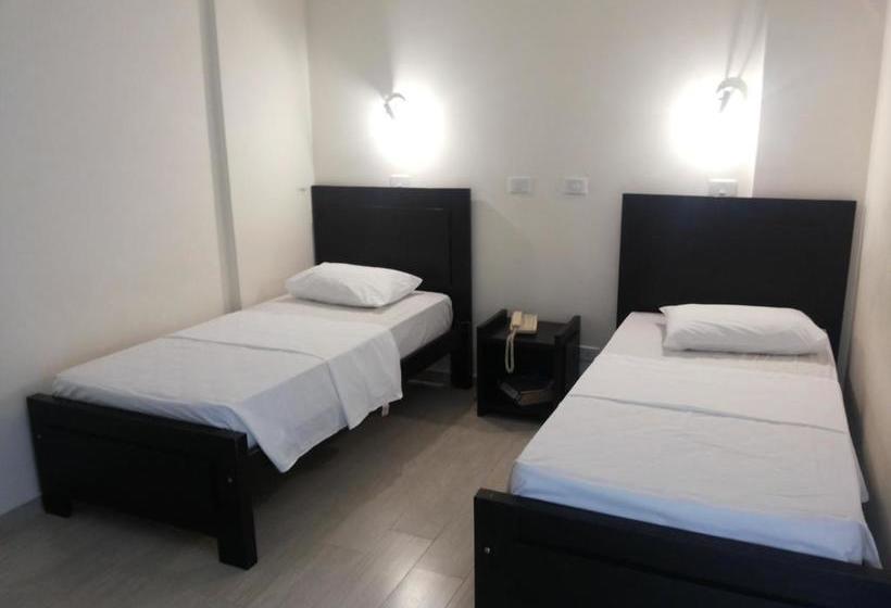 בית מלון כפרי Dumont Park