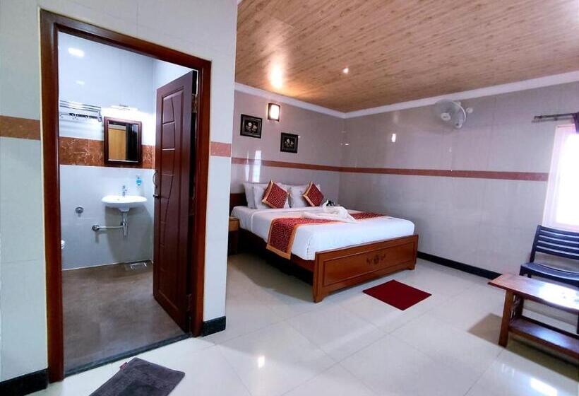 هتل Gvs Residency