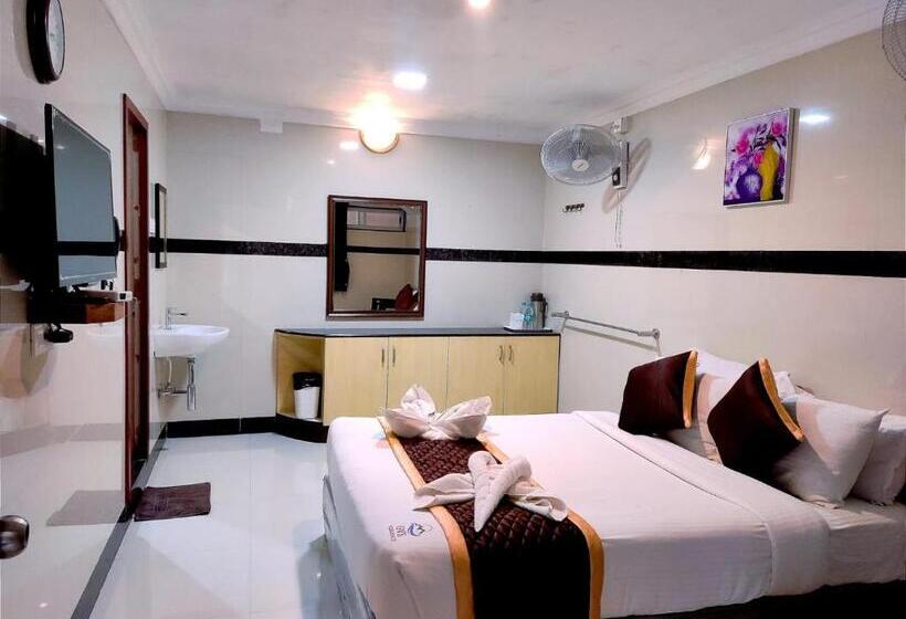 هتل Gvs Residency