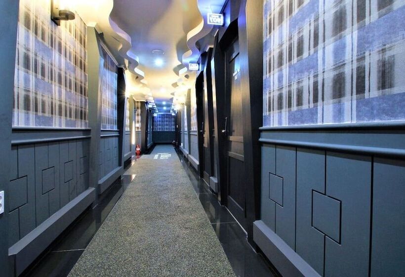 Instar Hotel Yangsan