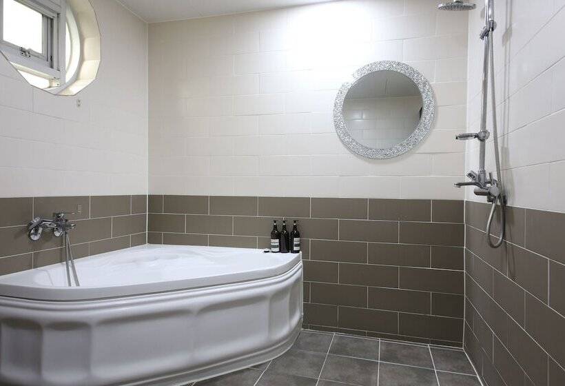 Instar Hotel Yangsan