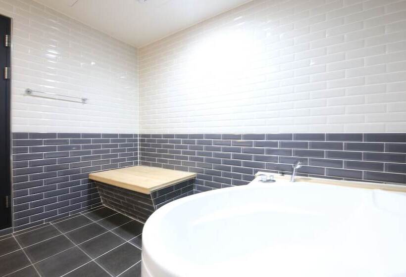 Instar Hotel Yangsan