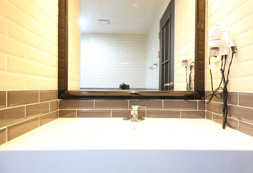 Instar Hotel Yangsan