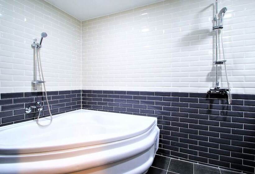 Instar Hotel Yangsan