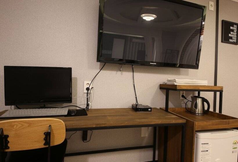 Instar Hotel Yangsan