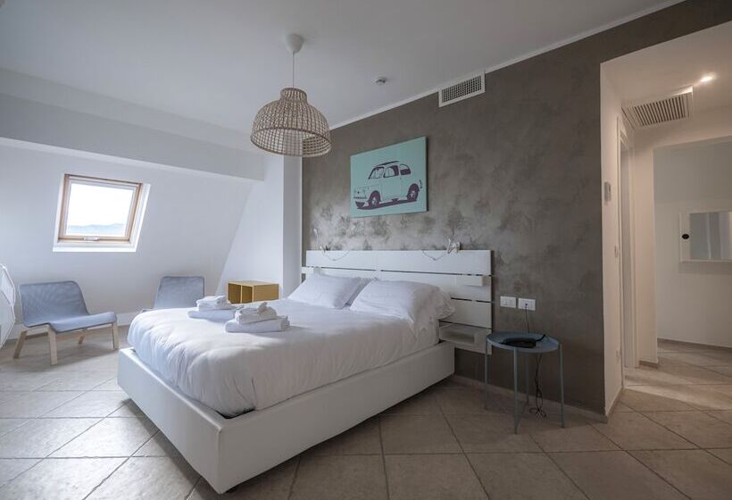 ホテル Jolly Roger