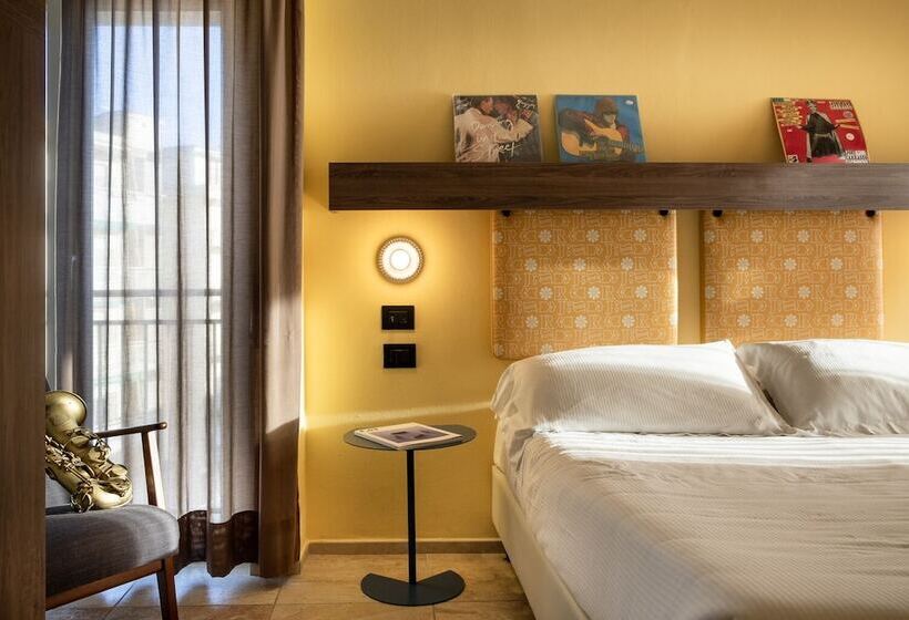 ホテル Jolly Roger